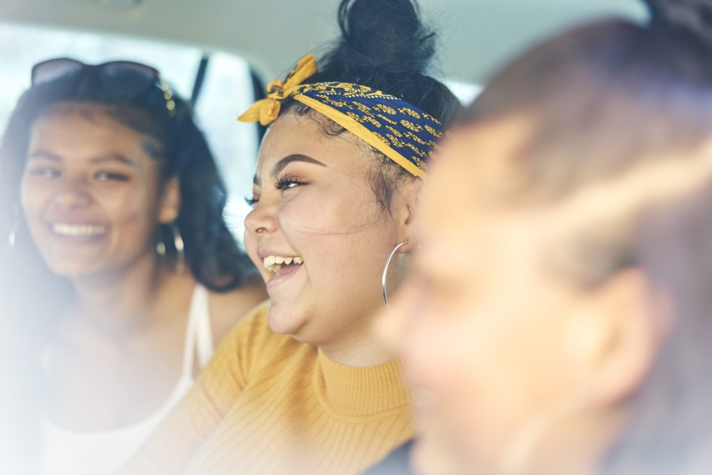 Student taxi travel discounts with minicab.com